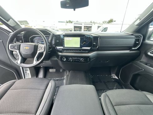 Used 2023 Chevrolet Silverado 1500 LT w/ Work Truck Package AWD/4WD image 31