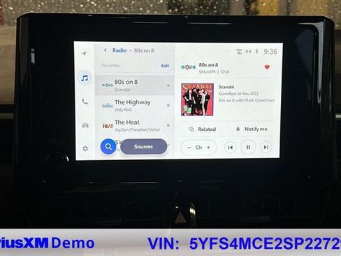 Certified 2025 Toyota Corolla SE image 34