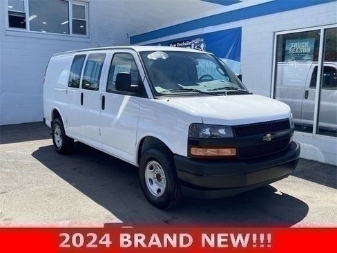 Used 2024 Chevrolet Express 2500 w/ Driver Convenience Package image 1