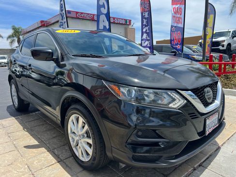 Used 2021 Nissan Rogue Sport S FWD image 1