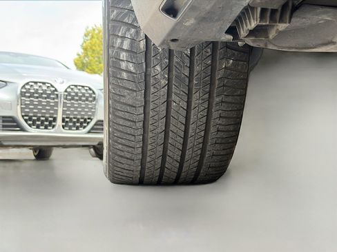 Used 2025 BMW X5 xDrive40i w/ Climate Comfort Package image 44