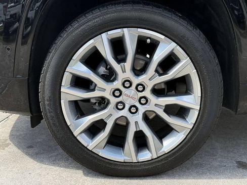 Used 2024 GMC Acadia Denali w/ Super Cruise Package AWD/4WD image 13