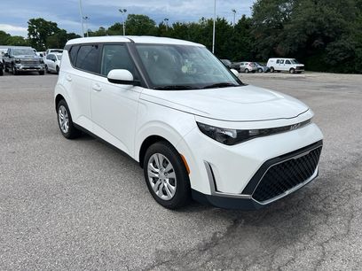 Used 2023 Kia Soul LX