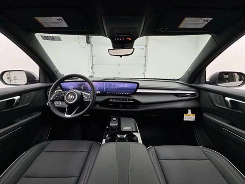 New 2026 Buick Enclave Preferred w/ Power Package FWD image 3