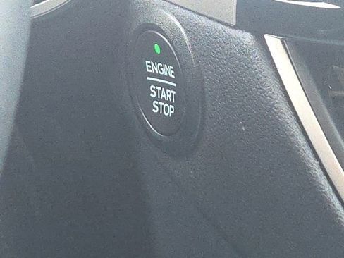 Used 2022 Ford Escape SE w/ Convenience Package FWD image 45