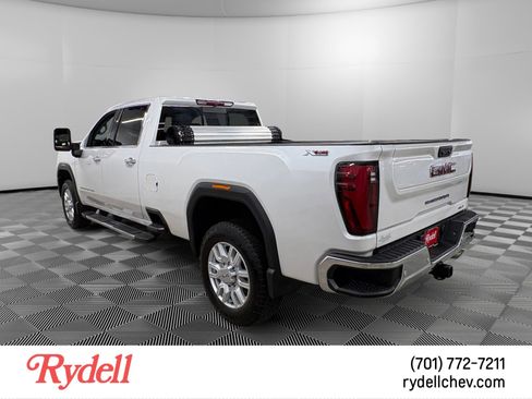 Used 2024 GMC Sierra 2500 SLT image 3