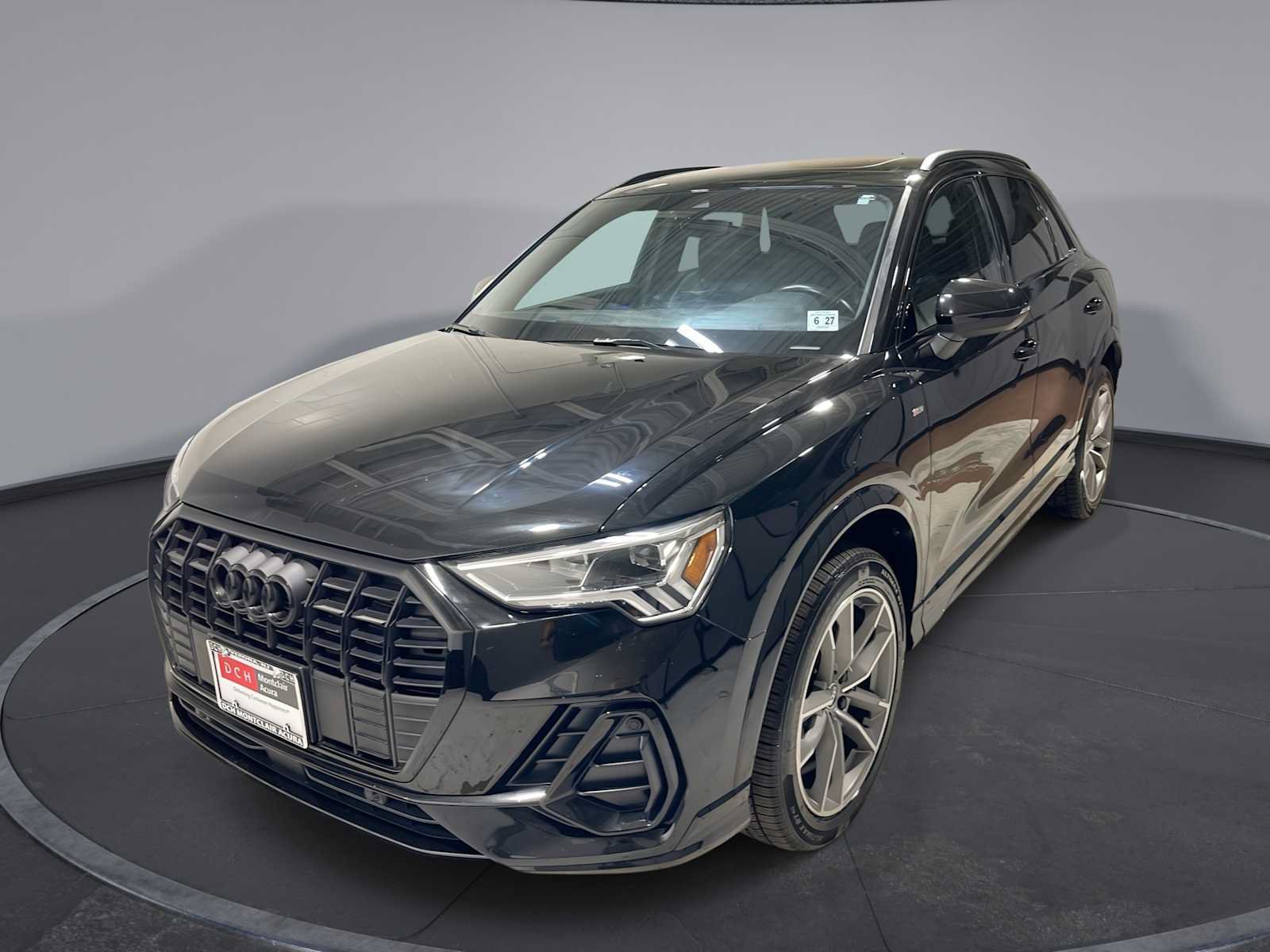 Used 2022 Audi Q3 2.0T Premium Plus AWD/4WD image 1