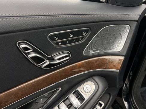 Used 2017 Mercedes-Benz S 550 Sedan image 13