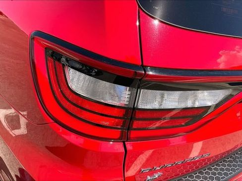 Used 2021 Dodge Durango R/T w/ Tow 'N Go Package AWD/4WD image 28