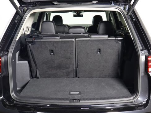 Used 2026 Volkswagen Atlas SE FWD image 17