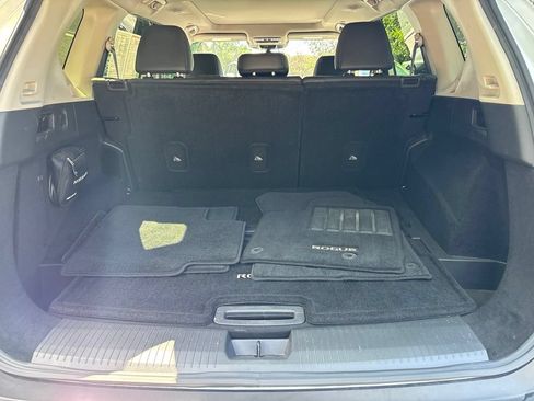 Certified 2023 Nissan Rogue Platinum AWD/4WD image 13