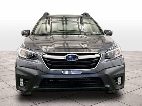 Used 2022 Subaru Outback Premium AWD/4WD image 3