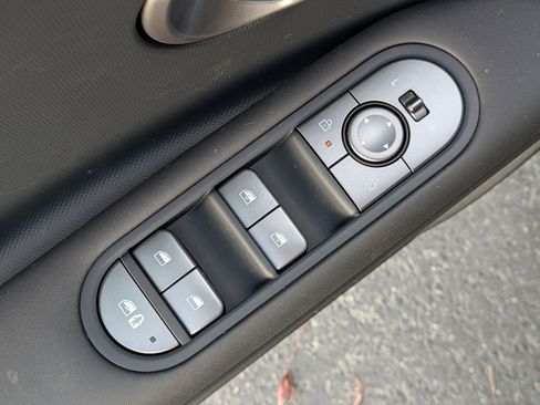 New 2026 Hyundai Ioniq 5 SEL image 13