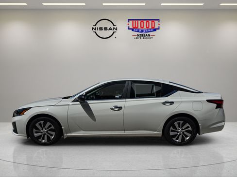 Certified 2025 Nissan Altima 2.5 S FWD image 5
