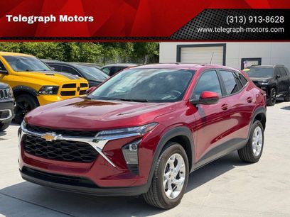 Used 2024 Chevrolet Trax LS w/ LS Convenience Package