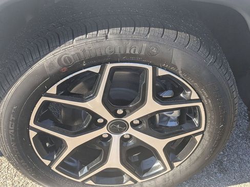 New 2026 Jeep Compass Limited image 15