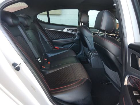 Used 2019 Genesis G70 3.3T Advanced w/ Sport Package RWD image 17