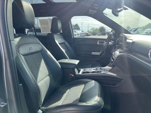 Used 2024 Ford Explorer Timberline w/ Timberline Technology Package AWD/4WD image 11