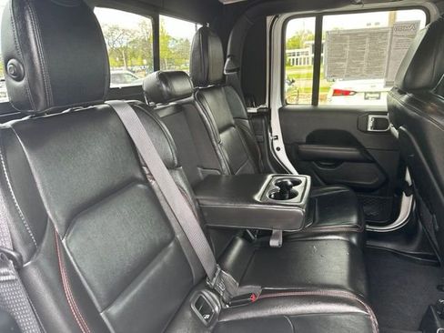 Used 2020 Jeep Gladiator Rubicon AWD/4WD image 18