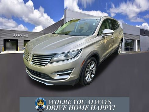 Used 2015 Lincoln MKC FWD w/ Equipment Group 101A Select image 1