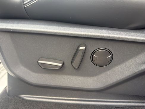 New 2025 Ford Expedition Platinum w/ Stealth Performance Package image 24