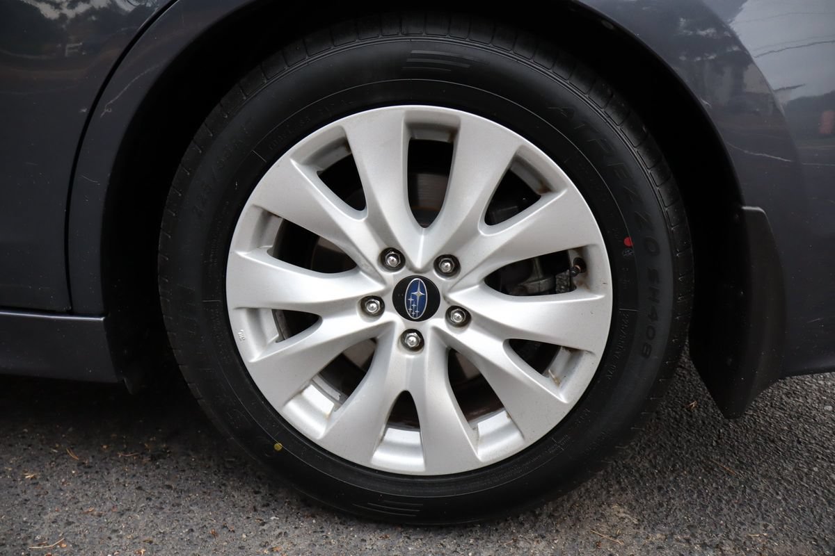 Used 2015 Subaru Legacy 2.5i Premium AWD/4WD image 42