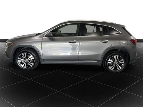 Used 2025 Mercedes-Benz GLA 250 4MATIC image 2