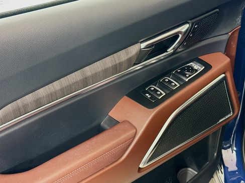 Used 2022 Kia Telluride S image 19