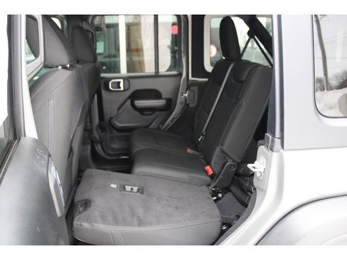 Certified 2021 Jeep Wrangler Unlimited Sport image 31