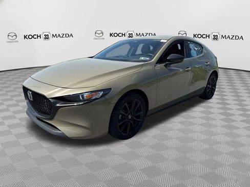 Used 2025 MAZDA MAZDA3 Carbon AWD/4WD image 3