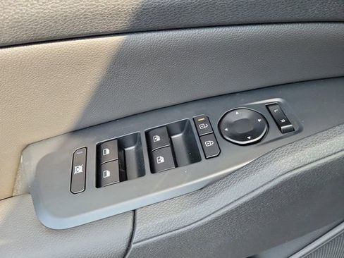 New 2026 Kia Sportage EX image 21