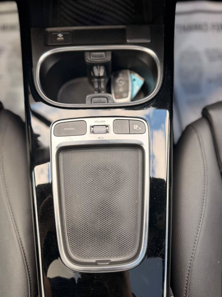Used 2025 Mercedes-Benz CLA 250 image 23