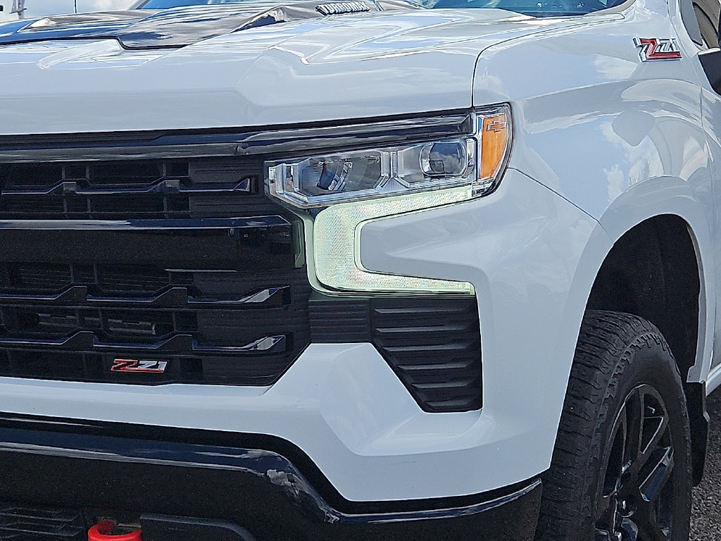 Used 2025 Chevrolet Silverado 1500 LT Trail Boss w/ Protection Package AWD/4WD image 7