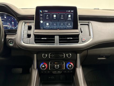 Used 2022 GMC Yukon SLT w/ SLT Luxury Package RWD image 26