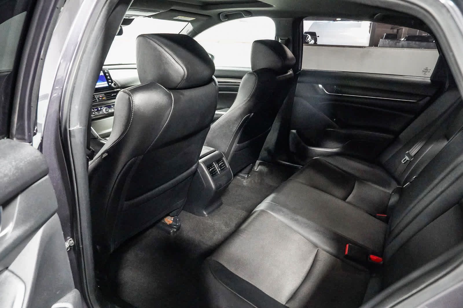 Used 2019 Honda Accord Sport image 19