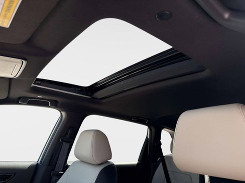 Used 2024 Honda CR-V Sport Touring image 21