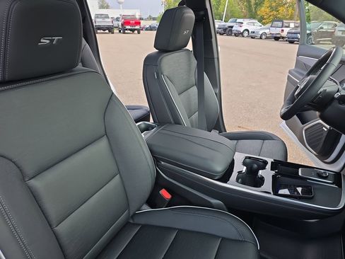 New 2026 Buick Enclave Sport Touring w/ Super Cruise Package image 10