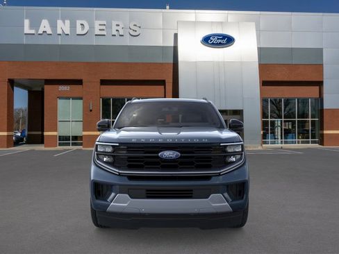 New 2026 Ford Expedition Platinum w/ Platinum Ultimate Package image 6