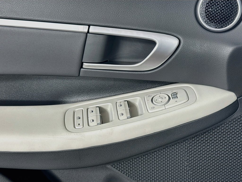 New 2026 Hyundai Sonata SEL FWD image 14