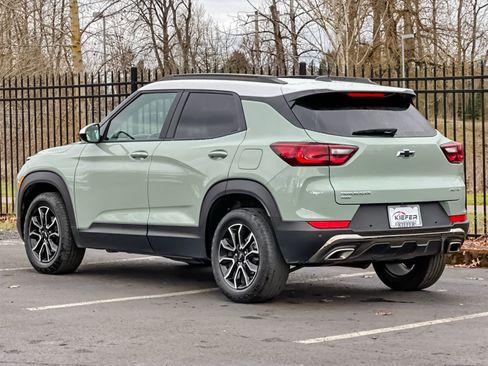 Used 2025 Chevrolet TrailBlazer ACTIV w/ Convenience Package image 5