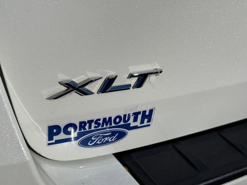 Used 2022 Ford Explorer XLT w/ Equipment Group 202A image 19