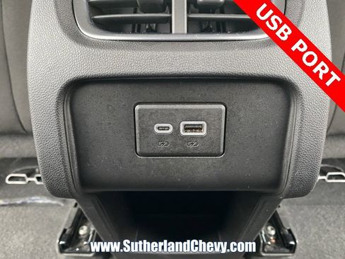 Used 2023 Chevrolet Blazer LT image 39