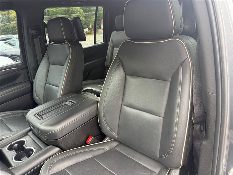 Used 2021 GMC Yukon XL SLT w/ SLT Premium Package AWD/4WD image 11