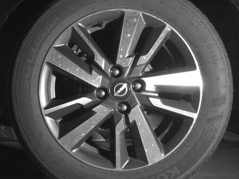 Used 2025 Nissan Versa SV image 14