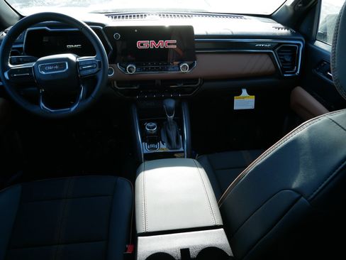 New 2026 GMC Canyon AT4 image 6