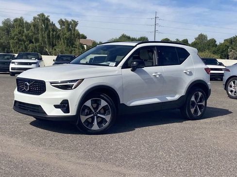 New 2026 Volvo XC40 B5 Plus w/ Protection Package Premier image 2