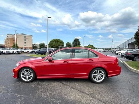 Used 2012 Mercedes-Benz C 300 4MATIC Sedan image 8