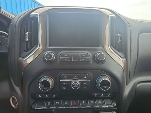 Used 2020 Chevrolet Silverado 3500 High Country w/ Z71 Off-Road Package AWD/4WD image 28