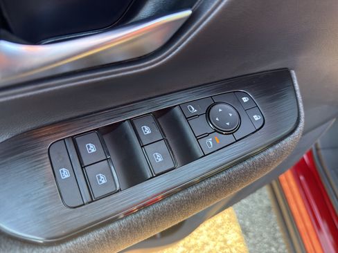 New 2026 Nissan Kicks SV w/ Cold Weather Package AWD/4WD image 12