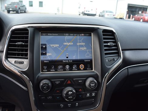 Used 2014 Jeep Grand Cherokee Limited image 18